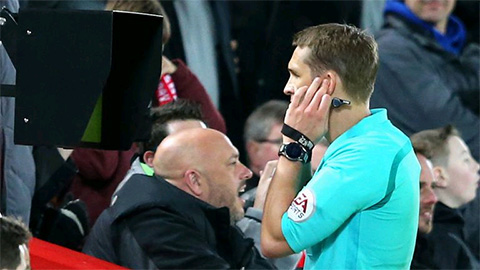 VAR sẽ không được sử dụng ở Champions League