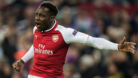 Welbeck được Wenger tán thành việc dự World Cup