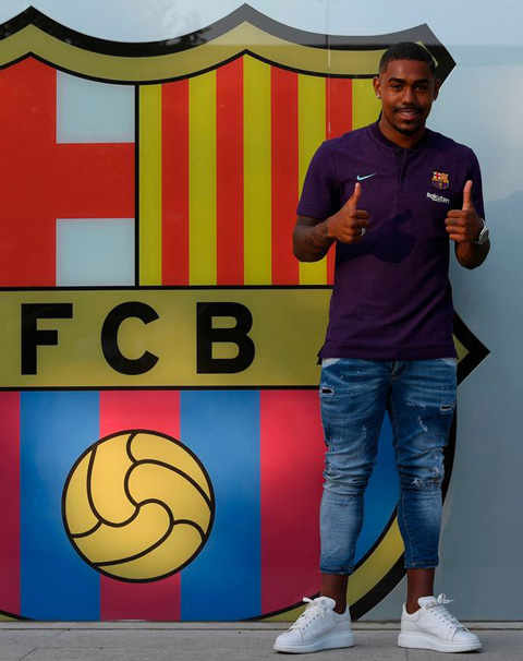 barca-cuop-malcom-tu-tay-roma-trong-phut-cuoi-2