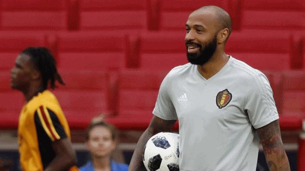 salah-sap-tro-thanh-hoc-tro-cua-thierry-henry-2