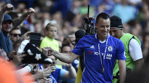 Terry sẽ trở lại Chelsea với tư cách trợ lý HLV