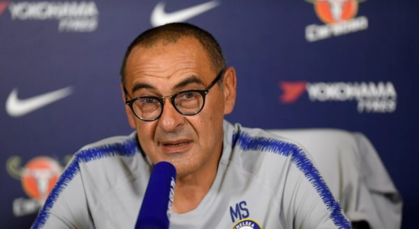 HLV Sarri lên tiếng khen ngợi HLV Mourinho trước trận đấu