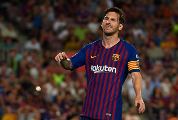 Real và Barcelona mất điểm, La Liga được lợi