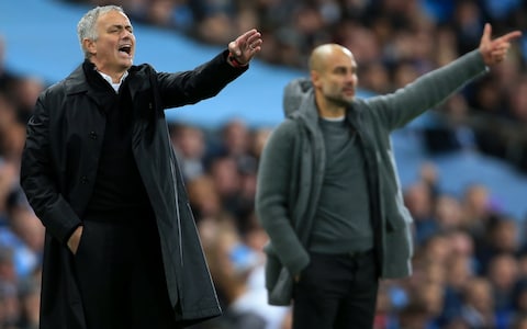 Đừng vội phán Mourinho lạc hậu hơn Pep