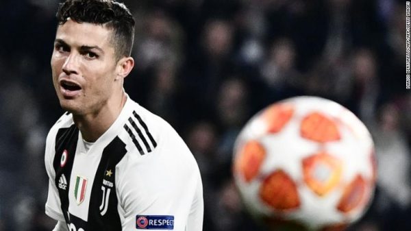 Nhờ cú hattrick của Ronaldo, giá cổ phiếu Juventus leo thang