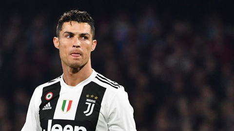 Ronaldo yêu cầu chiêu mộ 6 sao để cứu vớt Juventus