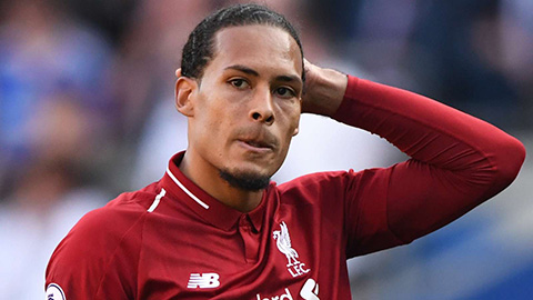 liverpool-co-the-mat-su-phuc-vu-cua-van-dijk-truoc-barca-1